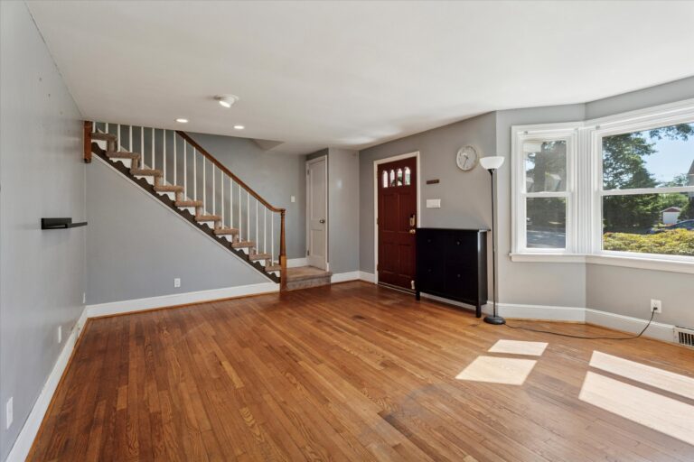 03-1613 Juniper St_03