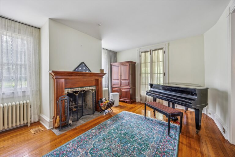 03-508 Station Ave_03