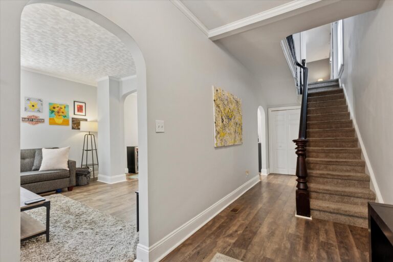 16-125 W Fairview Street_16